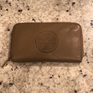 Tory Burch Wallet